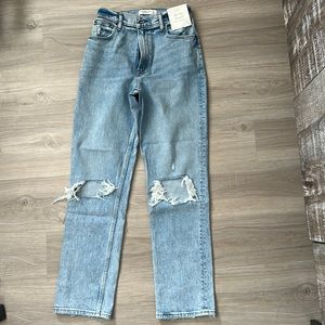 Size 4R Abercrombie 90s straight ultra high-rise curve love